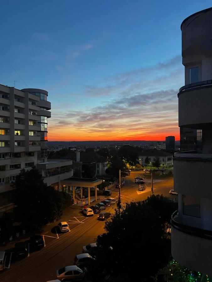 Ferienwohnung Apartament Centru - Cec Craiova Exterior foto